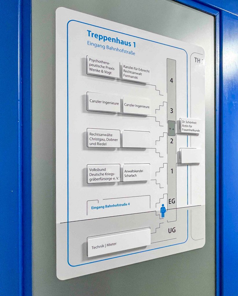 Bahnhofstrasse Erfurt Aufzug Uebersicht seitlich