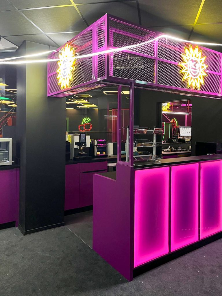 merkur hanau thresen led beleuchtet led sonnen an gitter