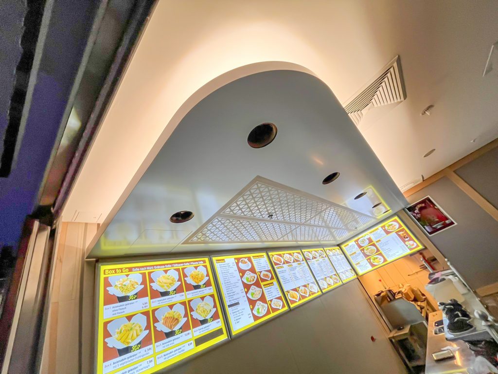 thai nippon asia sushi bar lindencenter berlin facelift wandverkleidung holzdekorfolie theke 2